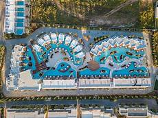 Luxury Pool Towels
